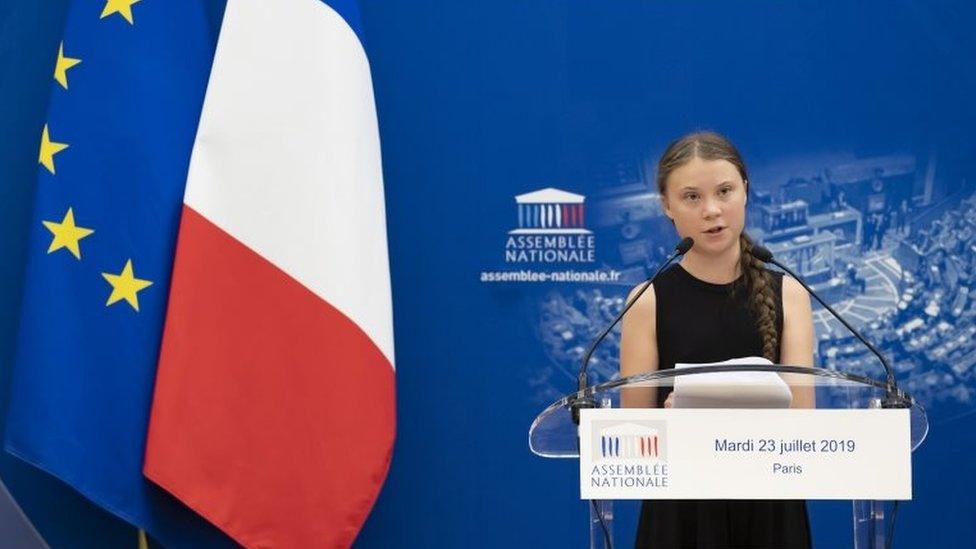 Greta-gives-speech-in-French-parliament.