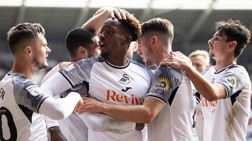 Jamal Lowe celebrates