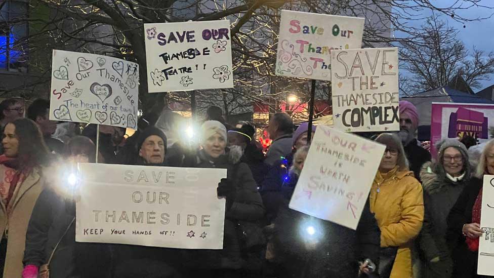 Protest about Thurrock Council