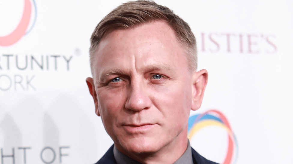 Daniel Craig