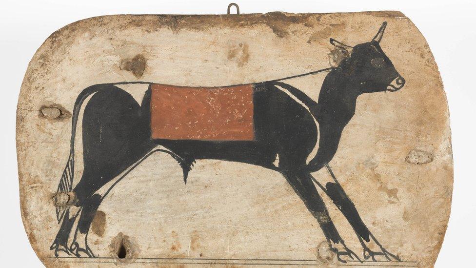 Aspis bull from cartonnage coffin, 745 to 655 BC