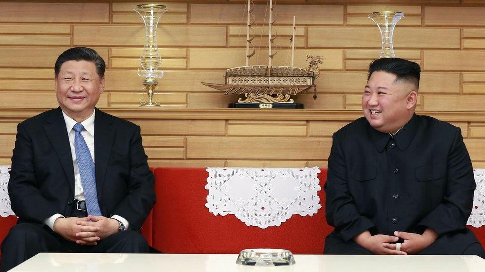 Xi Jinping and Kim Jong-un