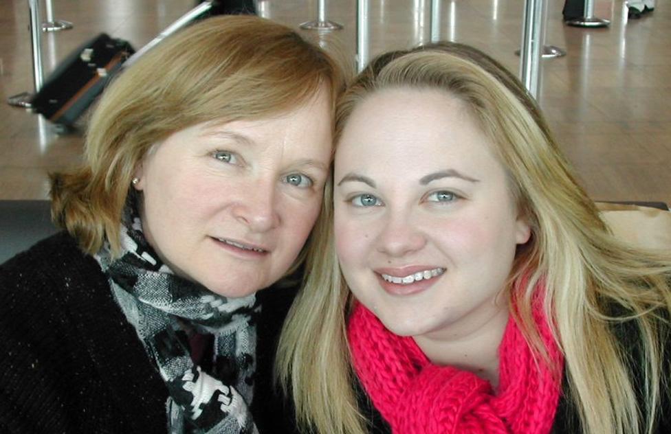 Rabbi Jillian Cameron (R) and her mother