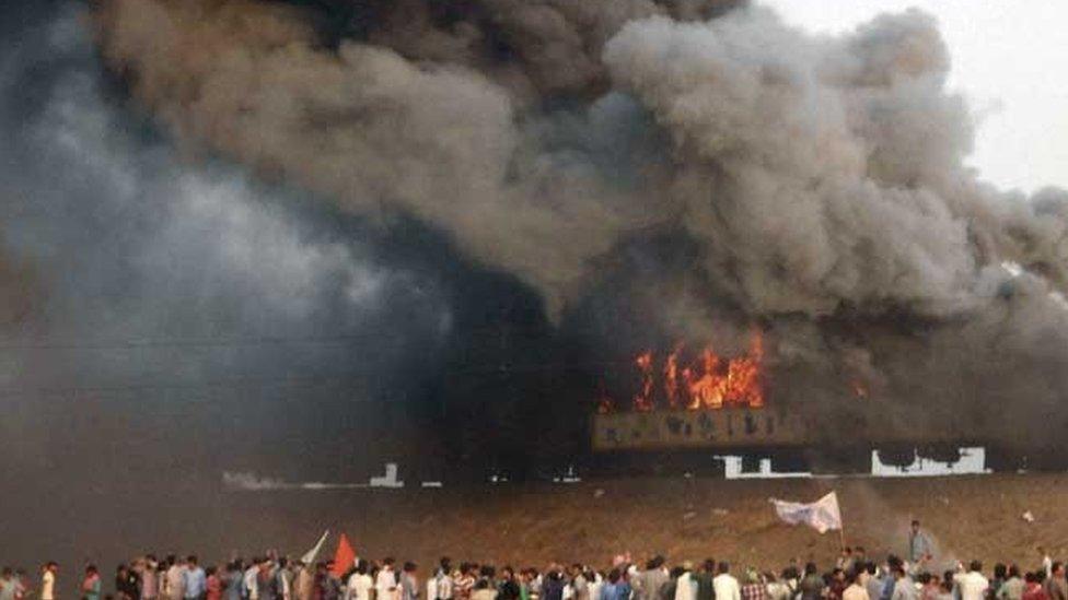 The Ratnachal Express was set on fire by Kapu protesters in Andhra Pradesh