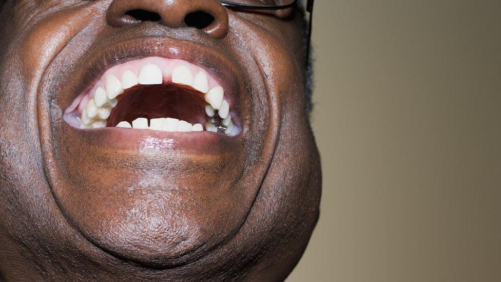 The science of laughter - BBC News