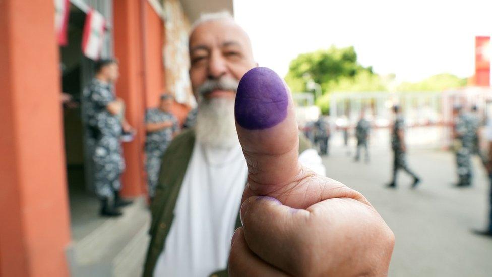 Voter in Karantina, Beirut (15 May 2022)