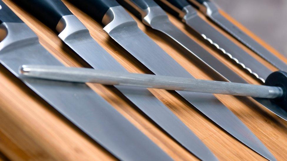 Kitchen knives