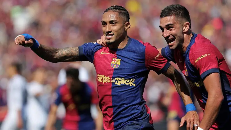 Barcelona beat Real Madrid in thriller to move closer to title