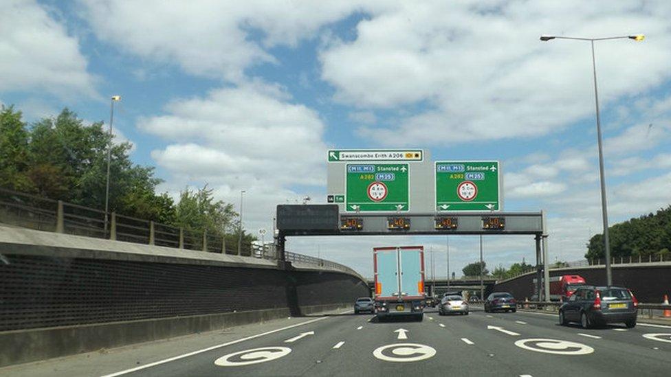 A282 approaching Dartford Tunnel