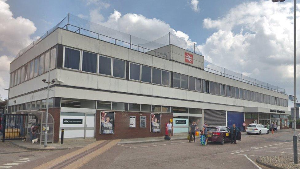 Gloucester railway station