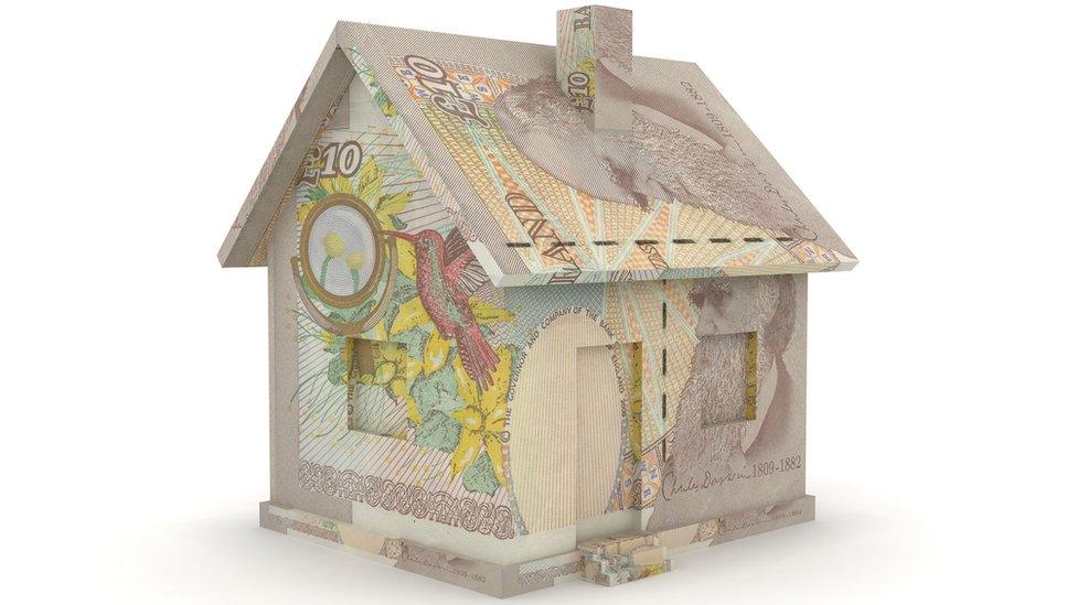 house made out of £10 note