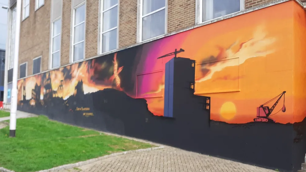 Resurgam mural