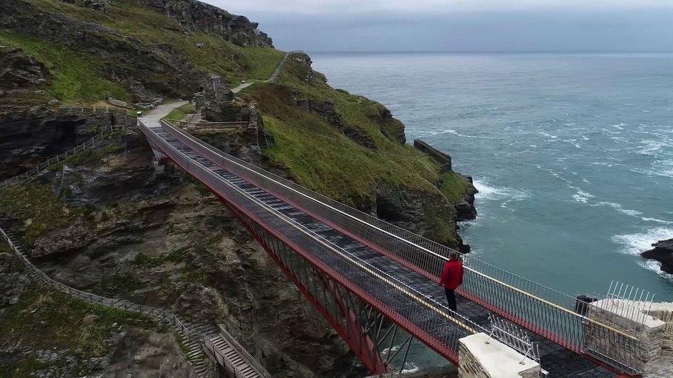 Tintagel footbridge