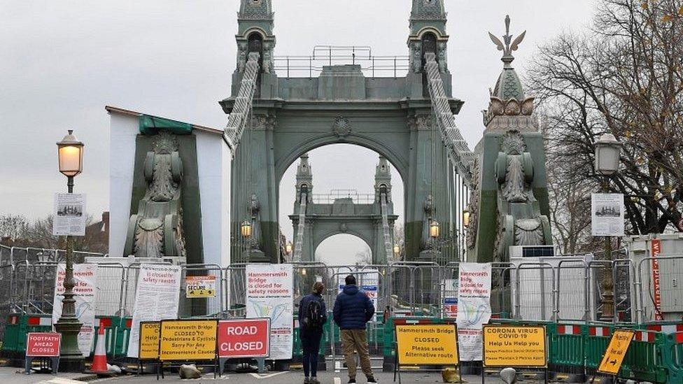 Hammersmith Bridge