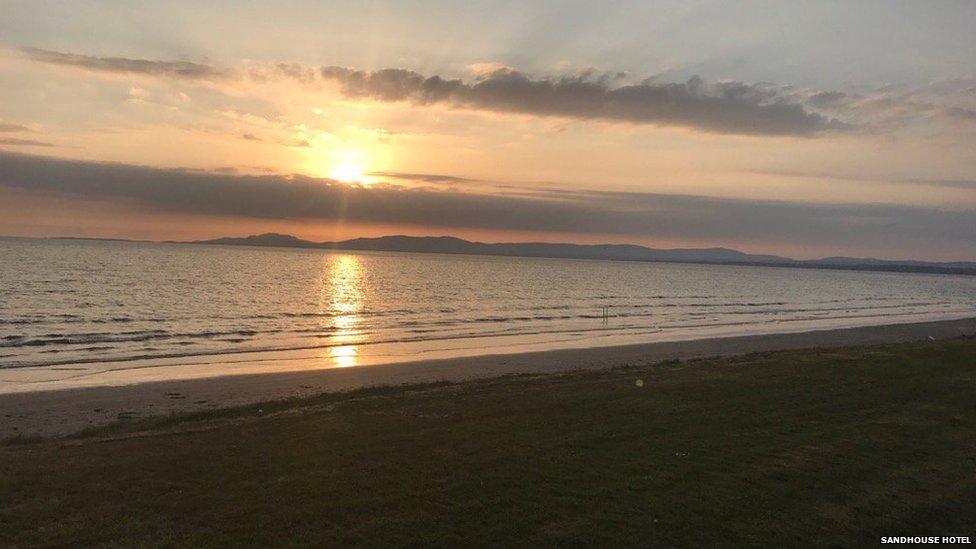 Rossnowlagh Beach without the rubbish