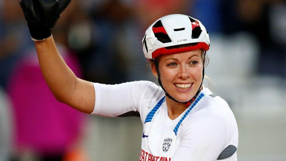 Hannah Cockroft celebrates winning Britain's first gold medal