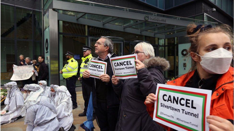 Silvertown Tunnel protestors