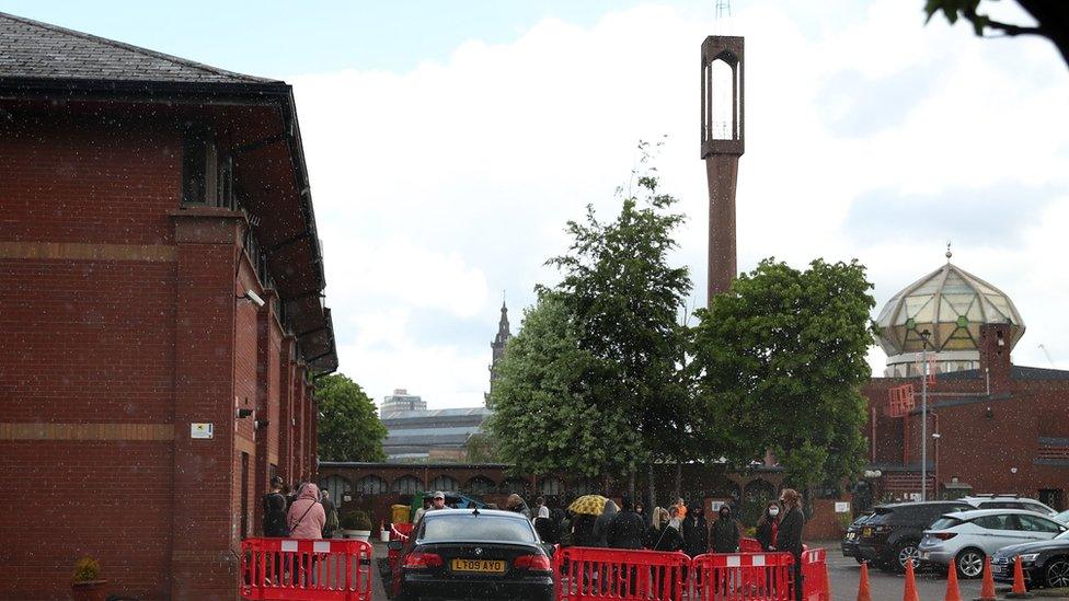 Glasgow Central Mosque is being used as a vaccination centre