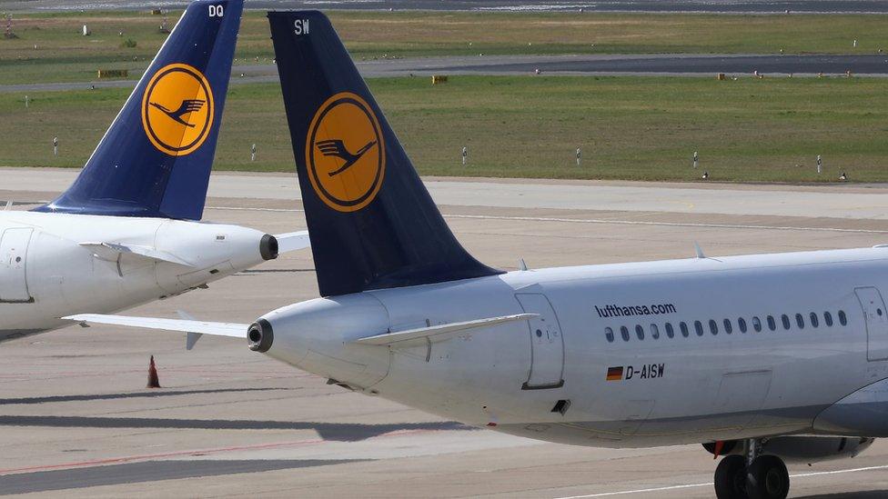 Lufthansa tail fins