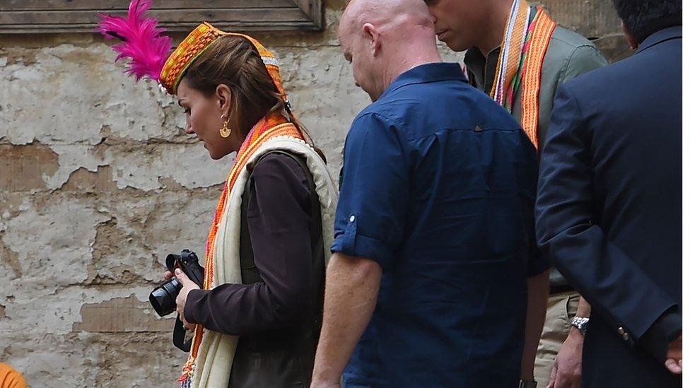 Duchess of Cambridge with camera in Pakistan