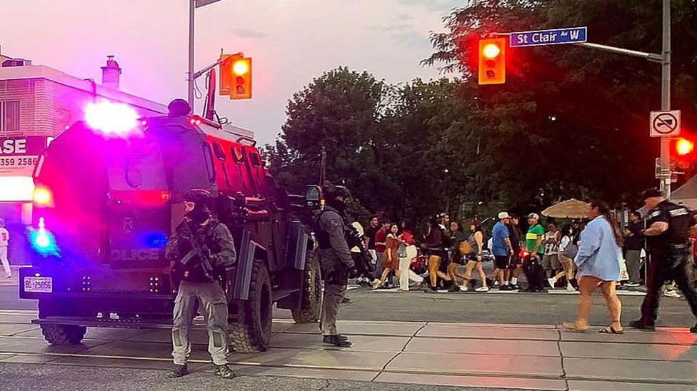 At least two killed in Toronto street festival shooting