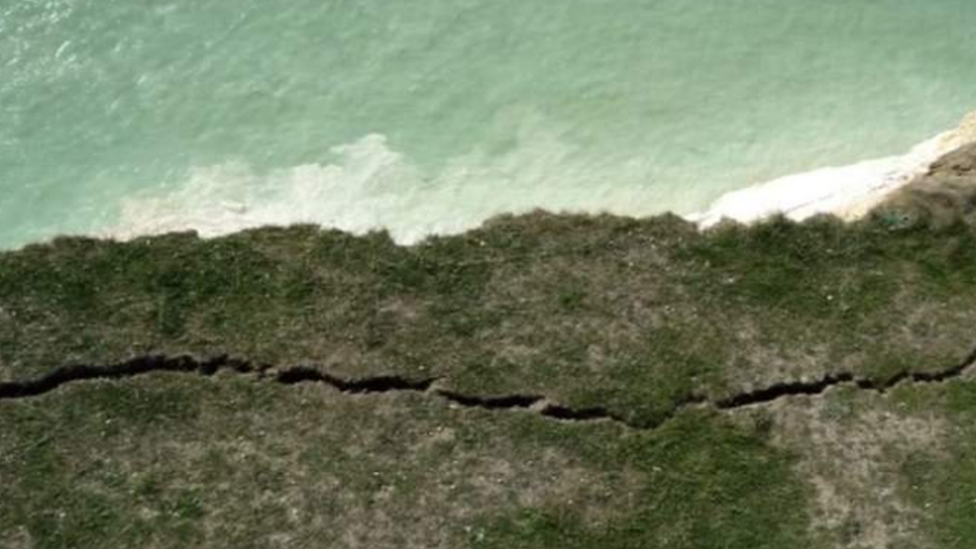 The large crack at Shooters Bottom, Beachy Head