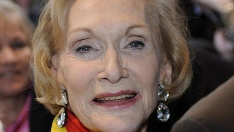 Sian Phillips