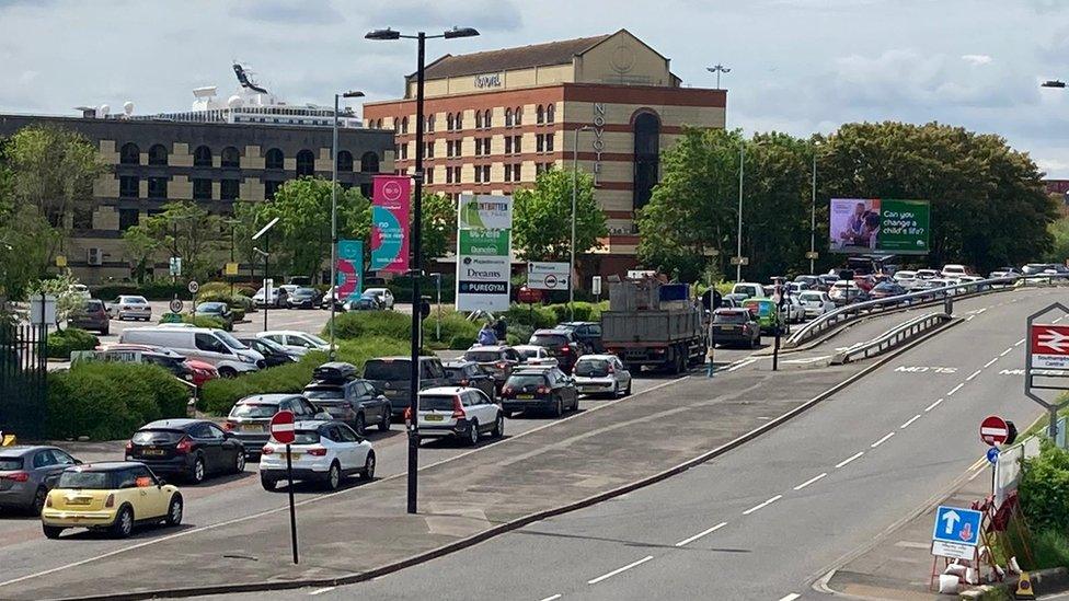 Western Esplanade traffic