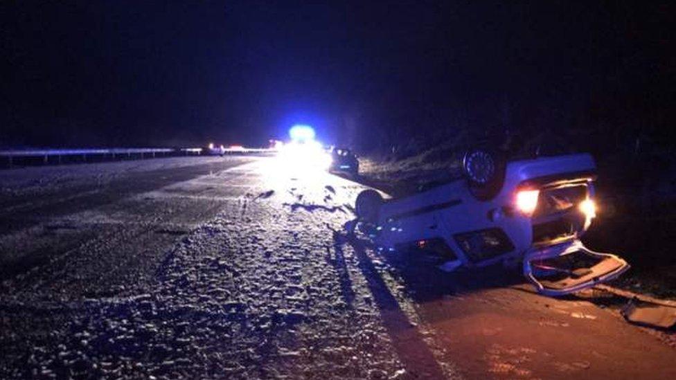 Car overturned on M20