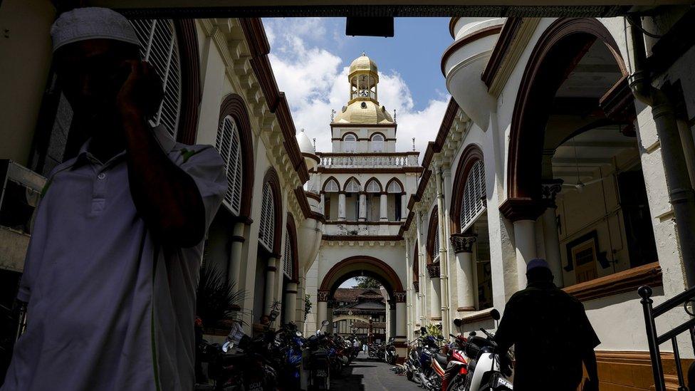 Men at a mosque in Kota Bharu