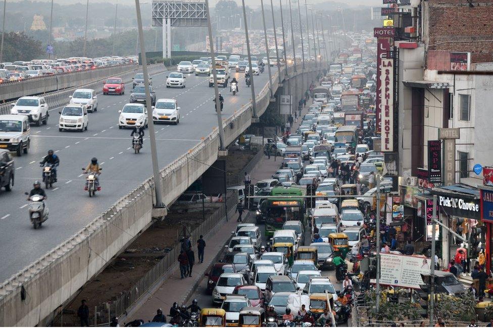 Traffic jams in Delhi, the capital of India on December 2, 2018 in Delhi, India.