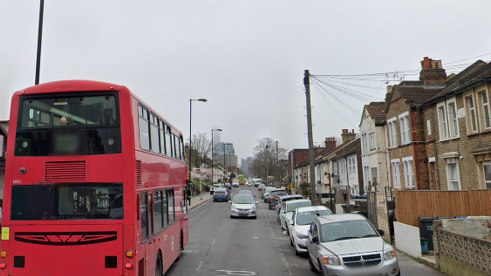 Bus along Whitehorse Road