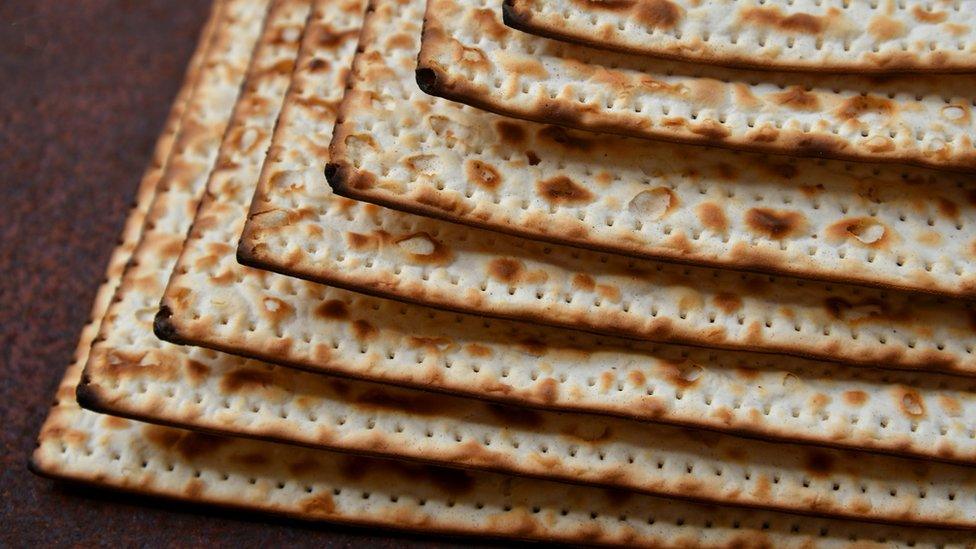 Matzah bread