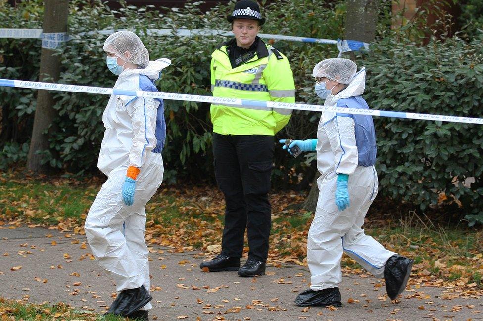 Police search at Loxbeare Drive in Furzton, Milton Keynes