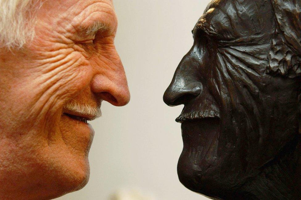 Sir Bruce Forsyth and his bust that is at the London Palladium