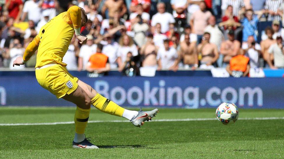 Jordan-Pickford-takes-his-penalty.