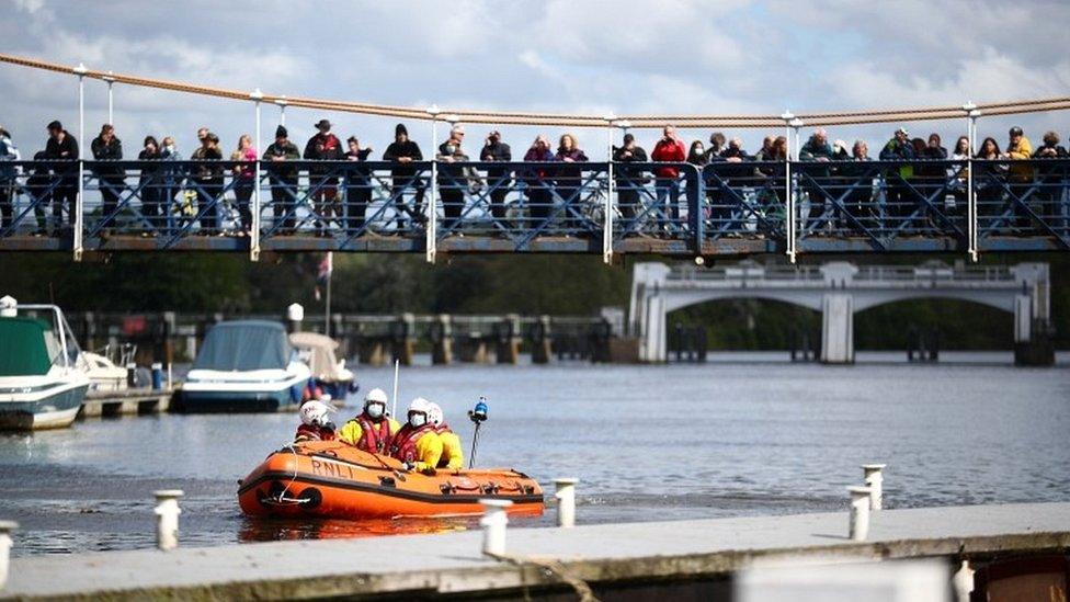 Crowds of people in Teddington