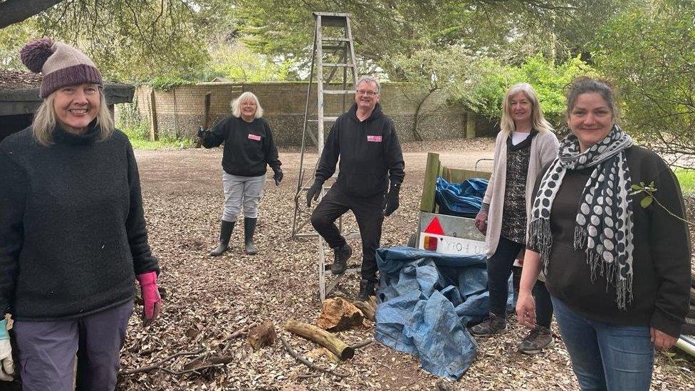 Bryony Peall and other community volunteers