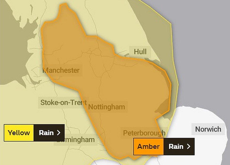 Met Office amber rain area