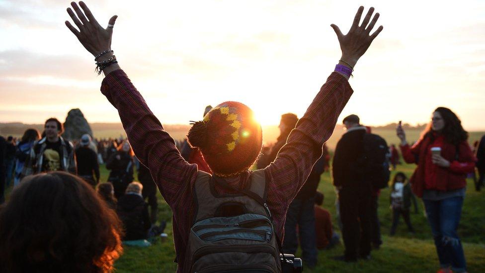 Stonehenge solstice