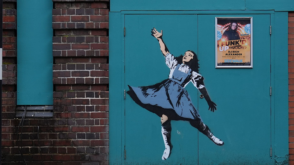 Dorothy mural