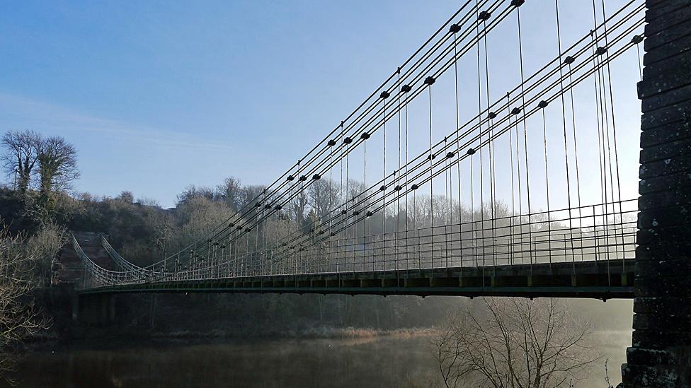 Union Chain Bridge