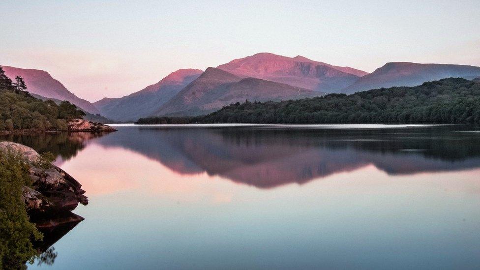 A stunning Snowdonia sunset over tranquil Llyn Padarn, a glacially formed lake near Llanberis, was perfectly captured by Bleddyn Jones-Pearson