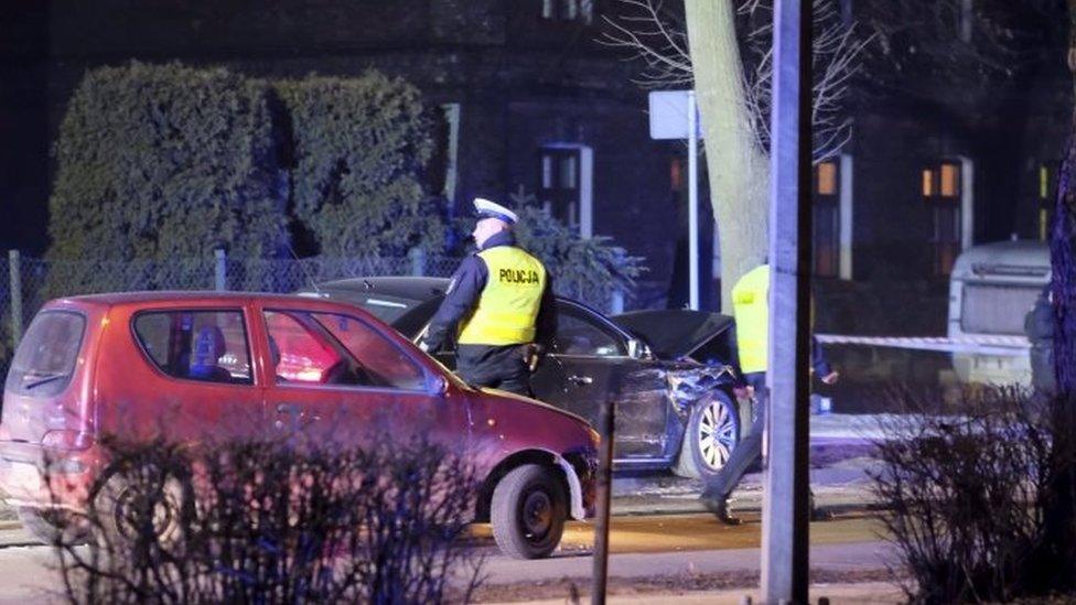 Police inspect the accident scene in Oswiecim, southern Poland. Photo: 10 February 2017