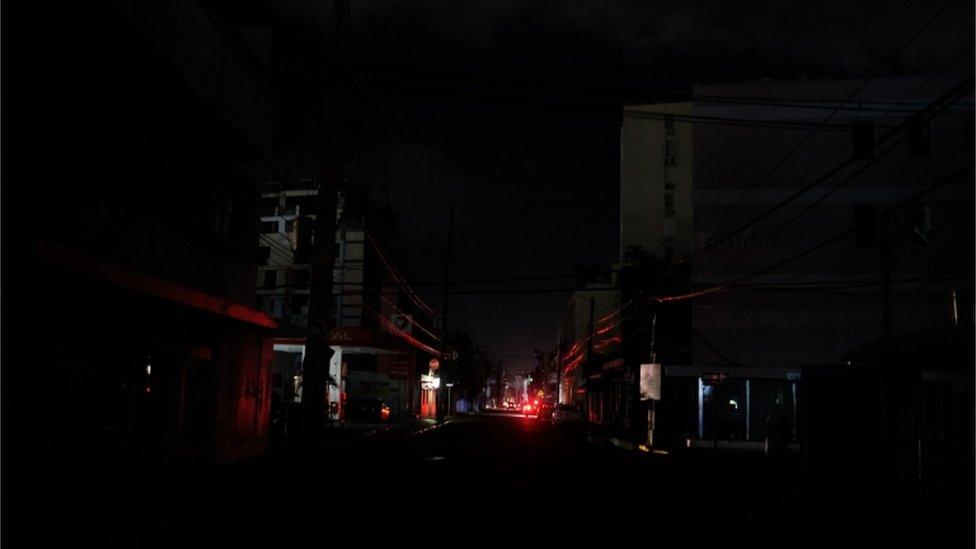 Streets without power