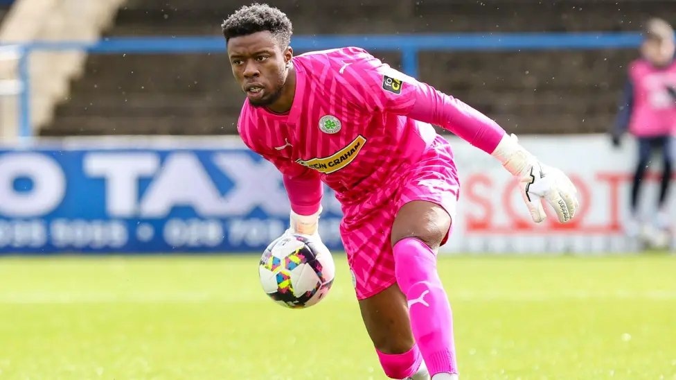 Cliftonville sign Scottish goalkeeper PJ Morrison from Alloa Athletic following the departure of David Odumosu