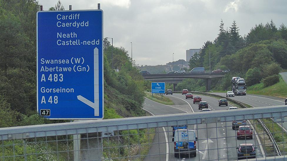 Motorway traffic near junction 47