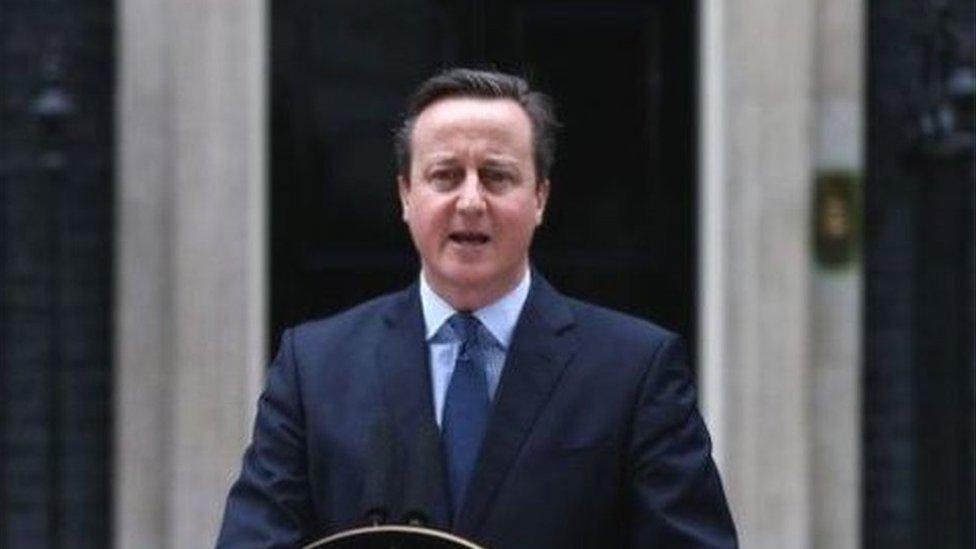 David Cameron calls EU referendum