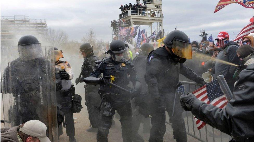 Police fight protesters at the Capitol