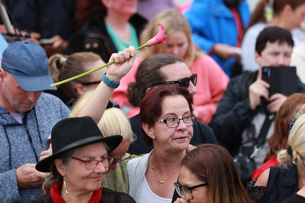 Mourners pay tribute to Sinéad O'Connor in Bray on 8 August 2023